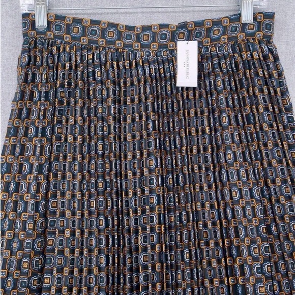 BANANA REPUBLIC MAXI SKIRT. OCTAGON PATTERN. LINED, SOFT, PLEATED SKIRT. NWT - Picture 12 of 15